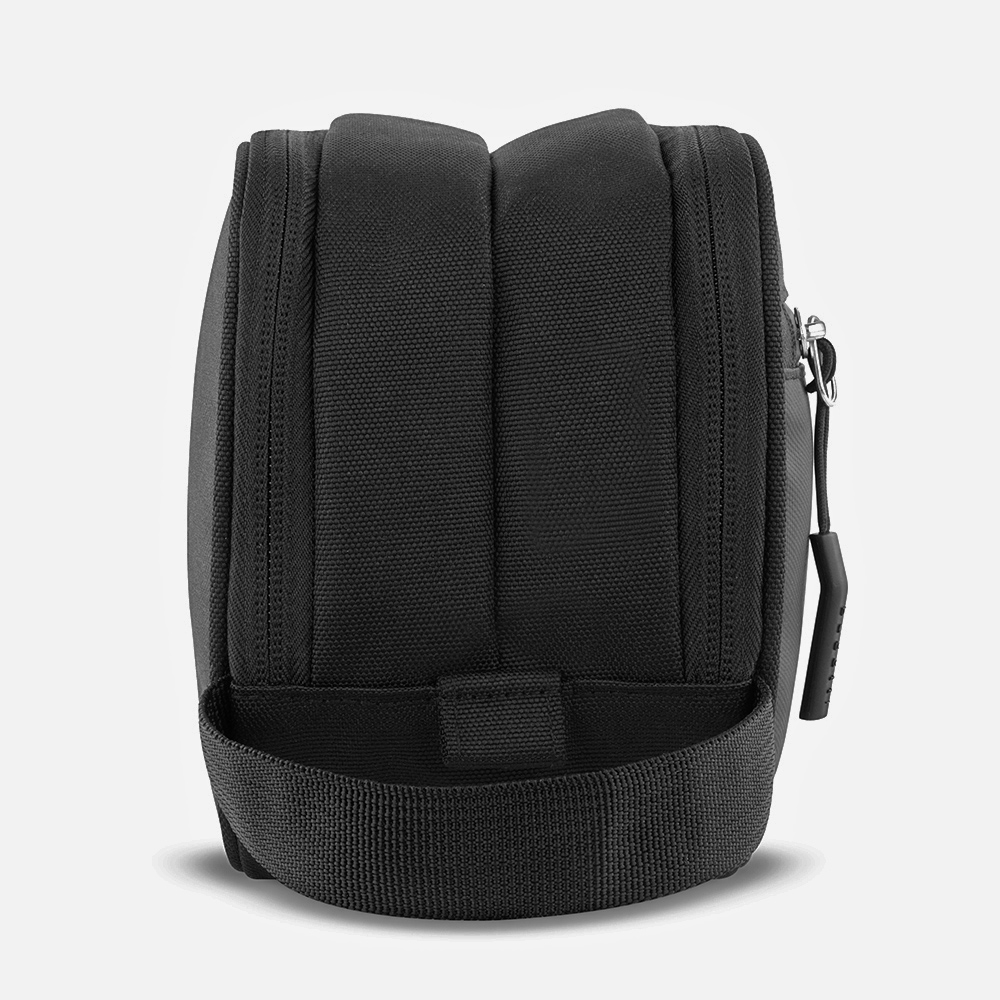 Премиальный органайзер-несессер Bugatti Blanc Delight с водостойкой отделкой Tarpaulin