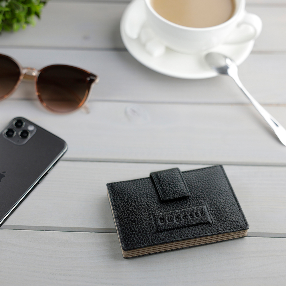 Дизайнерский картхолдер Bugatti Elsa CardPRO из натуральной воловьей кожи с 5 отделениями и RFID-защитой пластиковых карт