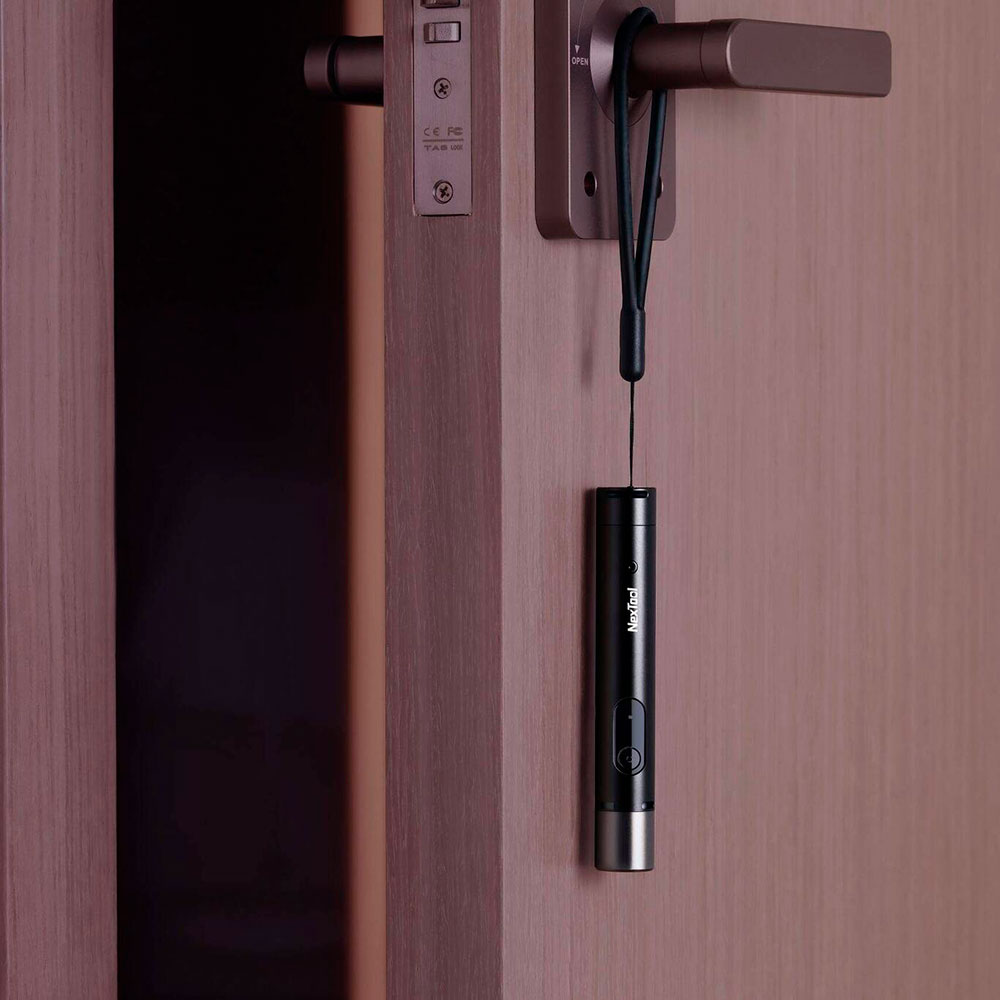 Фонарь с электрической дугой NexTool Lightning Electric Arc NE20040 - яркий свет, электрическая зажигалка и тревожный сигнал — в одном корпусе