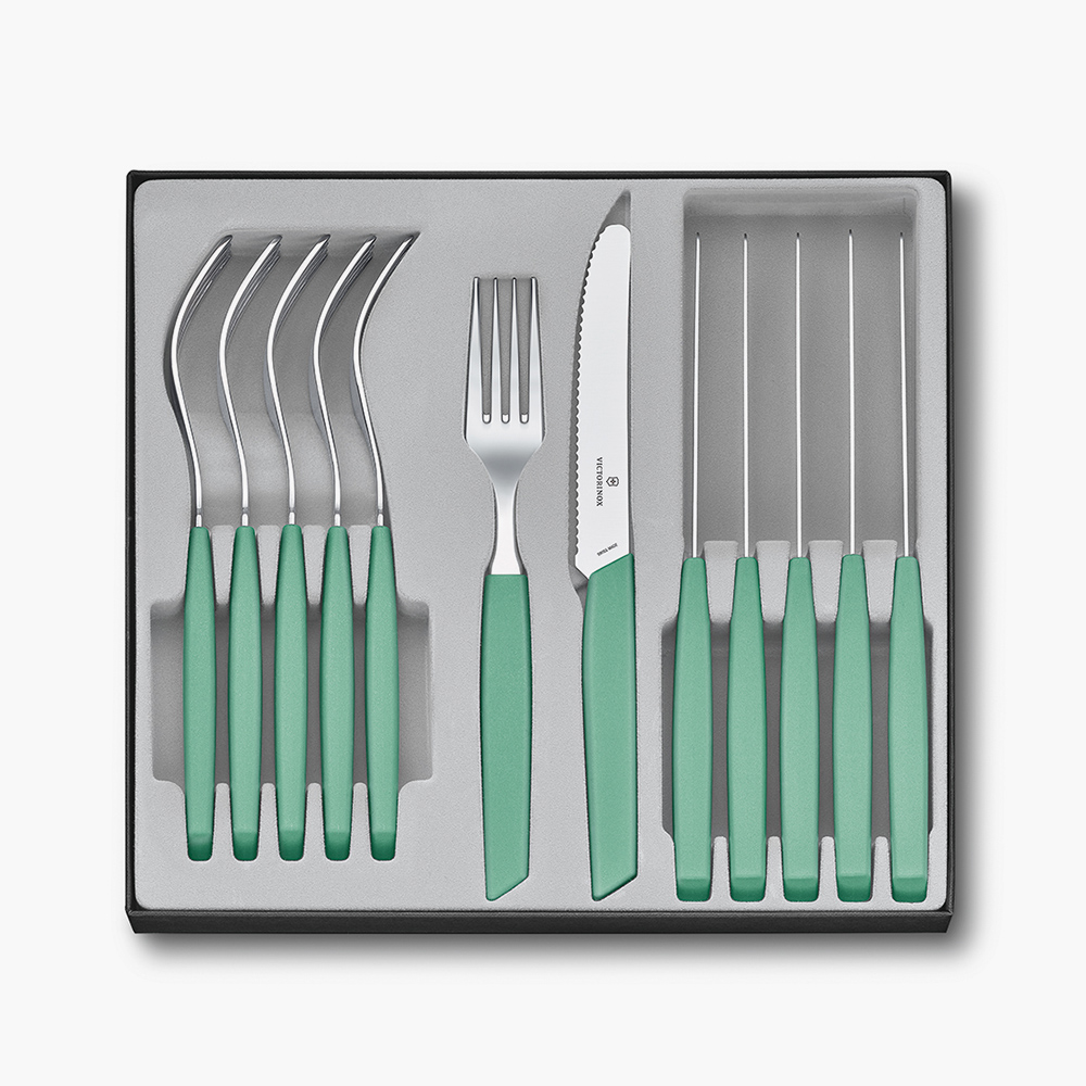 Швейцарский кухонный набор из 12 приборов Victorinox Swiss Modern с вилками и ножами с волнообразной заточкой