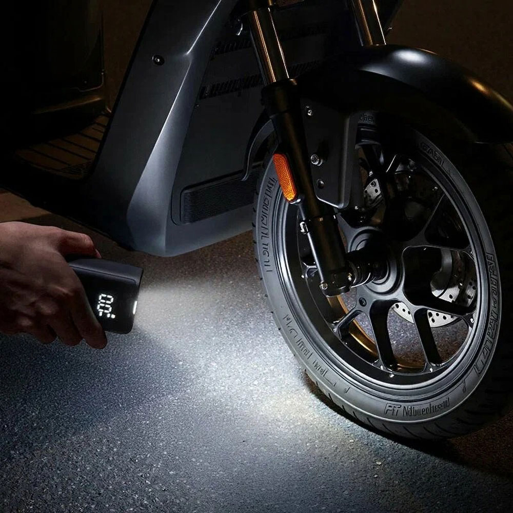 Компактный насос Xiaomi MJB с цифровым манометром, LED-фонарем и бесщеточным двигателем